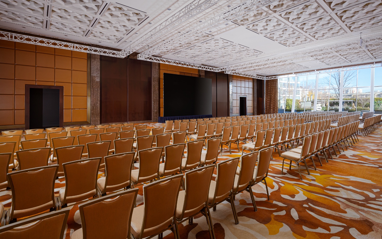 Интерьер зала · The Ritz Carlton Almaty · Алматы